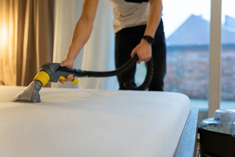Mattress deep cleaning
